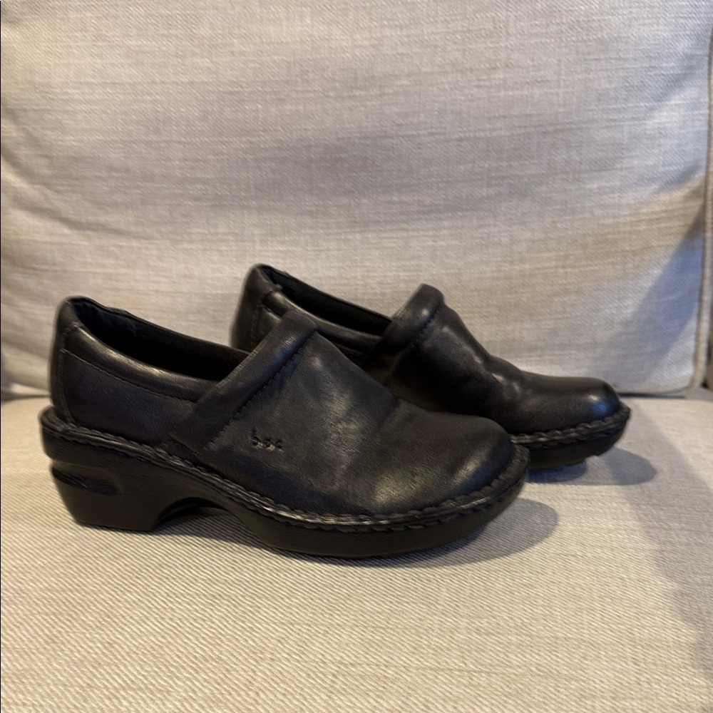 boc Black Leather Mules